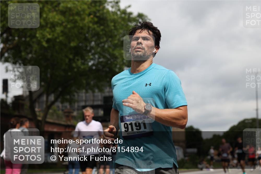 29.06.2025 - hella hamburg halbmarathon Yannick Fuchs http://msf.ph/oto/8154894 29.06.2025 10:58:04 20KM 1254, 1334, 1464, 2685, 2810, 4328, 7042, 7907, 8561, 8890, 9191, 11149, 12479, 13503, 13542, 13841, 14225, 14970, 15093, 15797, 16424, 16594, 16995, 17061, 17112, 17150, 17533, 17685, 17686, 17730, 18395, 18581 meine-sportfotos.de