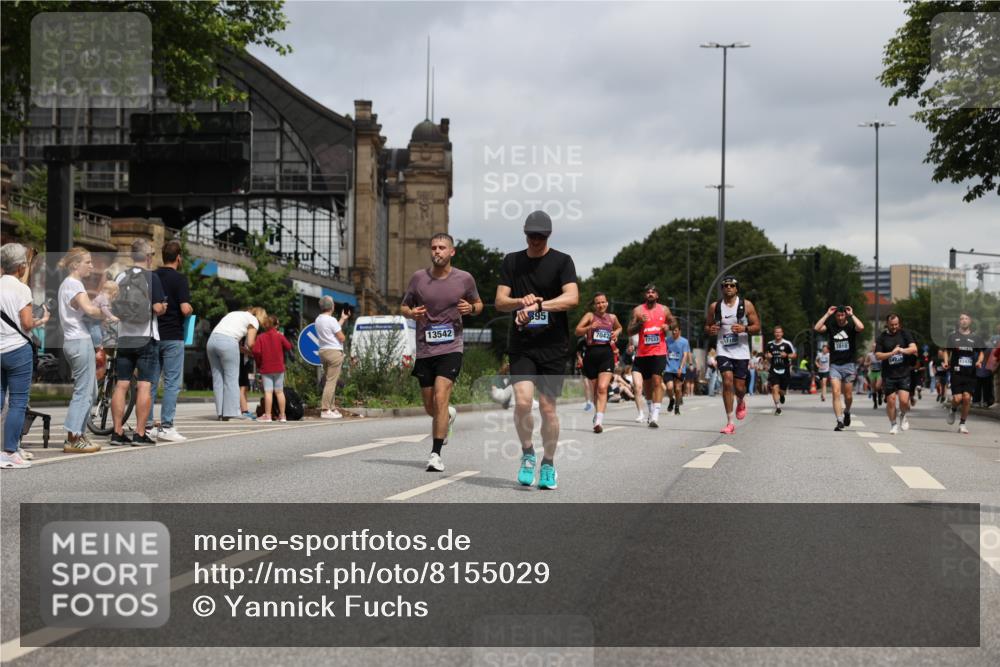29.06.2025 - hella hamburg halbmarathon Yannick Fuchs http://msf.ph/oto/8155029 29.06.2025 10:58:07 20KM 1254, 1334, 1464, 2810, 3919, 7042, 7907, 8561, 8810, 8890, 9191, 9680, 10694, 11149, 12479, 13503, 13542, 13841, 14225, 14970, 15093, 15698, 15797, 16594, 16995, 17061, 17112, 17150, 17533, 17685, 17686, 17730, 18321, 18395, 18581 meine-sportfotos.de