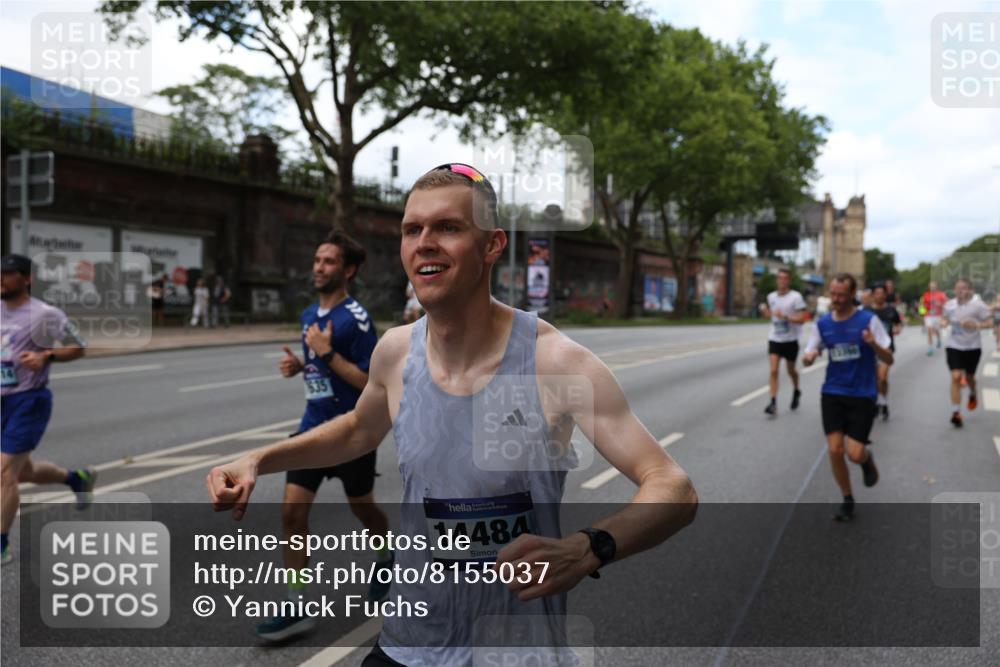 29.06.2025 - hella hamburg halbmarathon Yannick Fuchs http://msf.ph/oto/8155037 29.06.2025 10:37:59 20KM 3109, 3116, 3124, 3146, 3437, 3697, 3928, 4080, 5506, 6495, 7093, 7185, 7451, 7508, 7635, 8664, 9043, 9114, 9931, 10237, 10246, 10493, 11648, 11778, 11848, 12153, 12327, 12438, 12623, 12657, 12776, 13348, 13398, 13897, 14201, 14210, 14484, 14690, 14849, 15383, 15932, 16105, 16314, 16338, 16648, 16720, 16997, 17391, 17403, 17516, 18678, 18775, 19038, 19051, 19090 meine-sportfotos.de