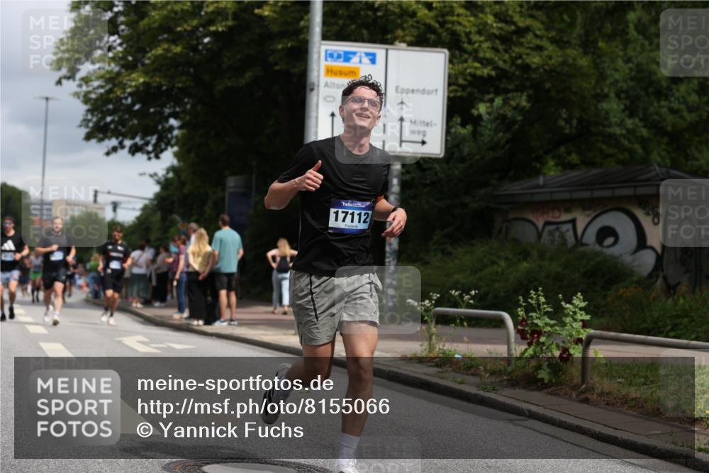 29.06.2025 - hella hamburg halbmarathon Yannick Fuchs http://msf.ph/oto/8155066 29.06.2025 10:58:09 20KM 1254, 1334, 1464, 2810, 3919, 4542, 7042, 7907, 8810, 8890, 9191, 9680, 10694, 12479, 12646, 13503, 13542, 13841, 13901, 14225, 14970, 15093, 15698, 15797, 16594, 16995, 17061, 17112, 17150, 17533, 17685, 17686, 18321, 18395, 18581, 19240 meine-sportfotos.de