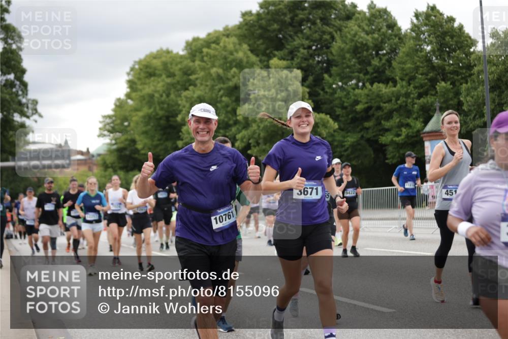 29.06.2025 - hella hamburg halbmarathon Jannik Wohlers http://msf.ph/oto/8155096 29.06.2025 11:00:47 Lombardsbrücke 1181, 2266, 2607, 2791, 2799, 2825, 3487, 3589, 3649, 4020, 4054, 4440, 4457, 4513, 4576, 4717, 4840, 6378, 6963, 7008, 7024, 7072, 7399, 8556, 8562, 9184, 9422, 9609, 9662, 9666, 10102, 10250, 10255, 10256, 10272, 10463, 10638, 10941, 11016, 11280, 11810, 12257, 12351, 12356, 12357, 12511, 12587, 12914, 13136, 13319, 13550, 13768, 13999, 14231, 14476, 14565, 14566, 14708, 15302, 15340, 15341, 16572, 17302, 17308, 17679, 18787 meine-sportfotos.de