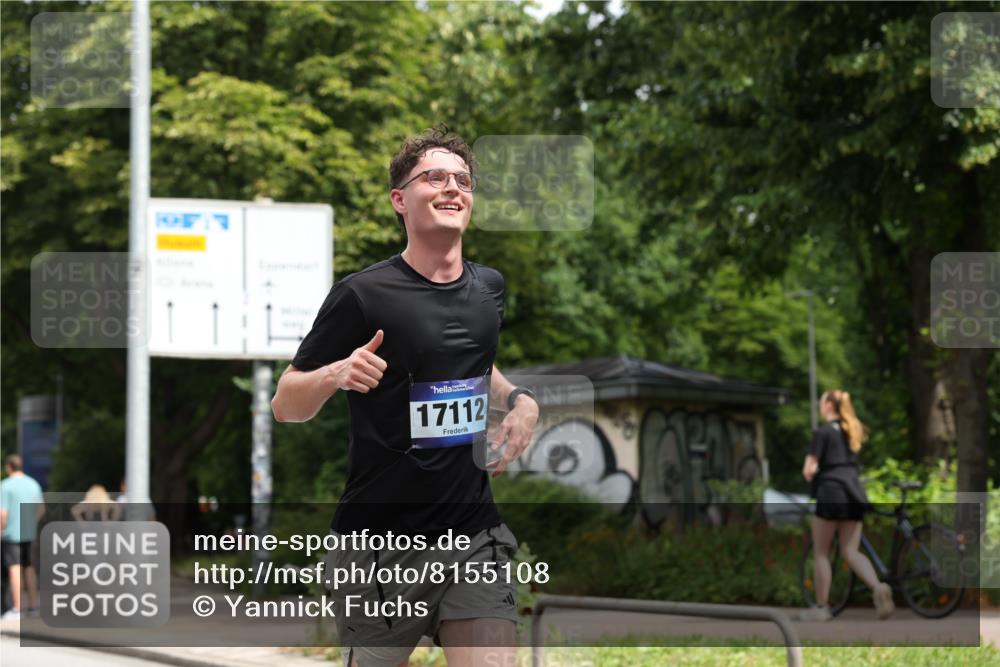 29.06.2025 - hella hamburg halbmarathon Yannick Fuchs http://msf.ph/oto/8155108 29.06.2025 10:58:09 20KM 1254, 1334, 1464, 2810, 3919, 4542, 7042, 7907, 8810, 8890, 9191, 9680, 10694, 12479, 12646, 13503, 13542, 13841, 13901, 14225, 14970, 15093, 15698, 15797, 16594, 16995, 17061, 17112, 17150, 17533, 17685, 17686, 18321, 18395, 18581, 19240 meine-sportfotos.de