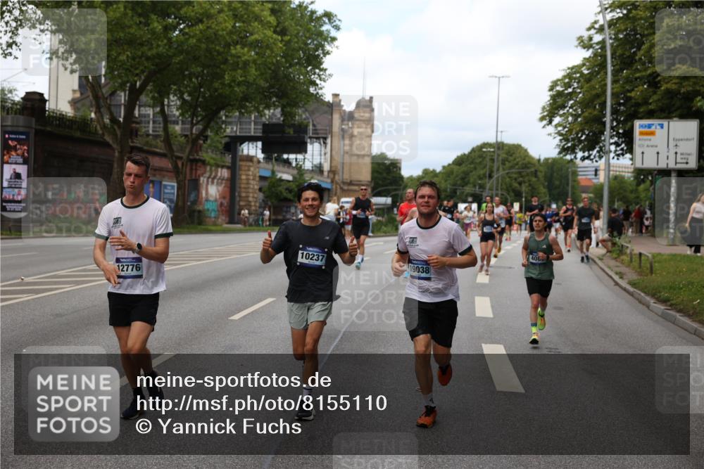 29.06.2025 - hella hamburg halbmarathon Yannick Fuchs http://msf.ph/oto/8155110 29.06.2025 10:38:00 20KM 3109, 3116, 3124, 3146, 3437, 3697, 3928, 4080, 5506, 5692, 6495, 7093, 7185, 7451, 7635, 8664, 9043, 9114, 9931, 10237, 10246, 10493, 11648, 11778, 11848, 12327, 12438, 12623, 12657, 12776, 13348, 13398, 13897, 14210, 14690, 15383, 15932, 16105, 16314, 16338, 16648, 16720, 16997, 17391, 17403, 17516, 18678, 18775, 19038, 19051, 19090 meine-sportfotos.de