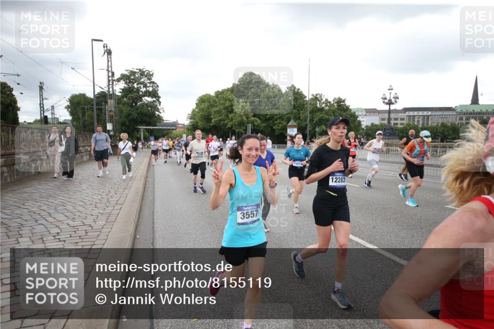 29.06.2025 - hella hamburg halbmarathon Jannik Wohlers http://msf.ph/oto/8155119 29.06.2025 10:53:37 Lombardsbrücke 1017, 1263, 1687, 1744, 1753, 1779, 1789, 2079, 2372, 2600, 2761, 2854, 3079, 3187, 3188, 3249, 3465, 3467, 3557, 4323, 4685, 4838, 5430, 5804, 5898, 5964, 6192, 6468, 6583, 6988, 7614, 8867, 8924, 9138, 9203, 9503, 9572, 11390, 11472, 11769, 11830, 12283, 12429, 12611, 13034, 13350, 13368, 13850, 14171, 14177, 14386, 14416, 14596, 14665, 15047, 15191, 15791, 16691, 16888, 16930, 17255, 17309, 17487, 17622, 18348, 18365, 18904, 19019 meine-sportfotos.de