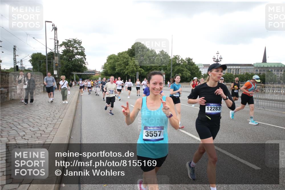 29.06.2025 - hella hamburg halbmarathon Jannik Wohlers http://msf.ph/oto/8155169 29.06.2025 10:53:38 Lombardsbrücke 1017, 1263, 1687, 1744, 1779, 1789, 2079, 2372, 2600, 2761, 2854, 3079, 3187, 3188, 3249, 3465, 3467, 3557, 4323, 4685, 4838, 5430, 5804, 5898, 5964, 6192, 6468, 6583, 6988, 7614, 8867, 8924, 9138, 9203, 9503, 9572, 11390, 11472, 11769, 11830, 12283, 12429, 12611, 12898, 13034, 13350, 13368, 13850, 14171, 14177, 14386, 14416, 14596, 14665, 15191, 15318, 15791, 16691, 16839, 16888, 16930, 17309, 17487, 17622, 18348, 18365, 18904, 19019 meine-sportfotos.de