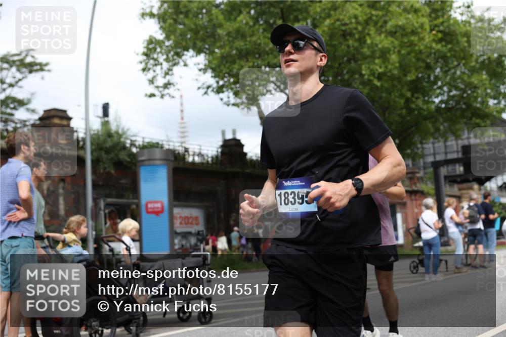 29.06.2025 - hella hamburg halbmarathon Yannick Fuchs http://msf.ph/oto/8155177 29.06.2025 10:58:10 20KM 1254, 1334, 2810, 3919, 4542, 6100, 7042, 7907, 8810, 8890, 9191, 9680, 10694, 12479, 12646, 13503, 13542, 13841, 13901, 14225, 14970, 15093, 15698, 15797, 16594, 17061, 17112, 17150, 17533, 17685, 17686, 18321, 18395, 18581, 19240 meine-sportfotos.de