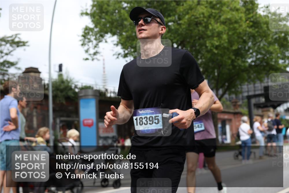 29.06.2025 - hella hamburg halbmarathon Yannick Fuchs http://msf.ph/oto/8155194 29.06.2025 10:58:10 20KM 1254, 1334, 2810, 3919, 4542, 6100, 7042, 7907, 8810, 8890, 9191, 9680, 10694, 12479, 12646, 13503, 13542, 13841, 13901, 14225, 14970, 15093, 15698, 15797, 16594, 17061, 17112, 17150, 17533, 17685, 17686, 18321, 18395, 18581, 19240 meine-sportfotos.de
