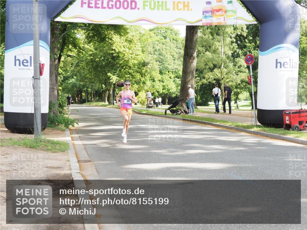 29.06.2025 - hella hamburg halbmarathon MichiJ http://msf.ph/oto/8155199 29.06.2025 10:01:03 Zwischen KM18-KM19  meine-sportfotos.de
