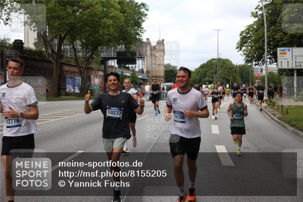 29.06.2025 - hella hamburg halbmarathon Yannick Fuchs http://msf.ph/oto/8155205 29.06.2025 10:38:01 20KM 3109, 3116, 3124, 3146, 3437, 3697, 3928, 4080, 5506, 5692, 6495, 7093, 7185, 7451, 8664, 9043, 9114, 9931, 10237, 10246, 10493, 11153, 11648, 11778, 11848, 12327, 12438, 12623, 12657, 12776, 13348, 13897, 14690, 15383, 15932, 16105, 16338, 16648, 16720, 16997, 17391, 17403, 17516, 18678, 18775, 19038, 19051, 19090 meine-sportfotos.de