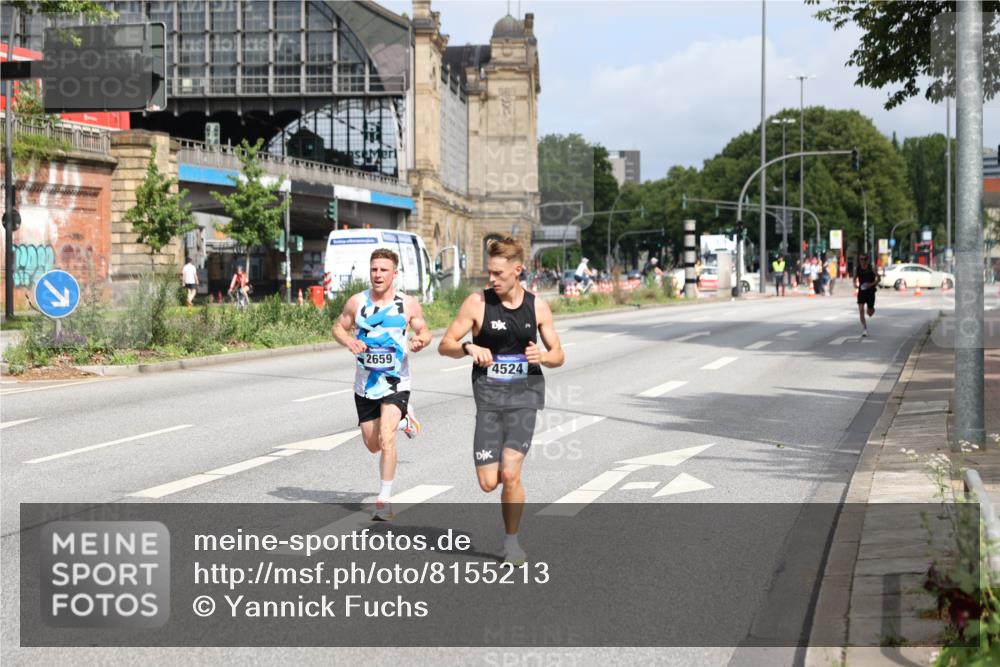 29.06.2025 - hella hamburg halbmarathon Yannick Fuchs http://msf.ph/oto/8155213 29.06.2025 10:15:04 20KM 2659, 4524, 13016, 14188, 19108 meine-sportfotos.de