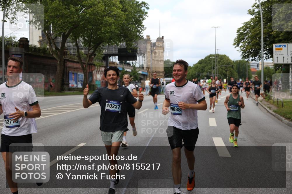 29.06.2025 - hella hamburg halbmarathon Yannick Fuchs http://msf.ph/oto/8155217 29.06.2025 10:38:01 20KM 3109, 3116, 3124, 3146, 3437, 3697, 3928, 4080, 5506, 5692, 6495, 7093, 7185, 7451, 8664, 9043, 9114, 9931, 10237, 10246, 10493, 11153, 11648, 11778, 11848, 12327, 12438, 12623, 12657, 12776, 13348, 13897, 14690, 15383, 15932, 16105, 16338, 16648, 16720, 16997, 17391, 17403, 17516, 18678, 18775, 19038, 19051, 19090 meine-sportfotos.de