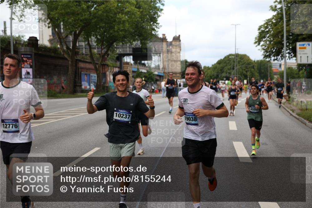 29.06.2025 - hella hamburg halbmarathon Yannick Fuchs http://msf.ph/oto/8155244 29.06.2025 10:38:01 20KM 3109, 3116, 3124, 3146, 3437, 3697, 3928, 4080, 5506, 5692, 6495, 7093, 7185, 7451, 8664, 9043, 9114, 9931, 10237, 10246, 10493, 11153, 11648, 11778, 11848, 12327, 12438, 12623, 12657, 12776, 13348, 13897, 14690, 15383, 15932, 16105, 16338, 16648, 16720, 16997, 17391, 17403, 17516, 18678, 18775, 19038, 19051, 19090 meine-sportfotos.de