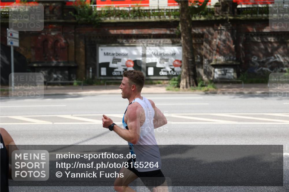 29.06.2025 - hella hamburg halbmarathon Yannick Fuchs http://msf.ph/oto/8155264 29.06.2025 10:15:06 20KM 2659, 4524, 13016, 14188, 19108 meine-sportfotos.de