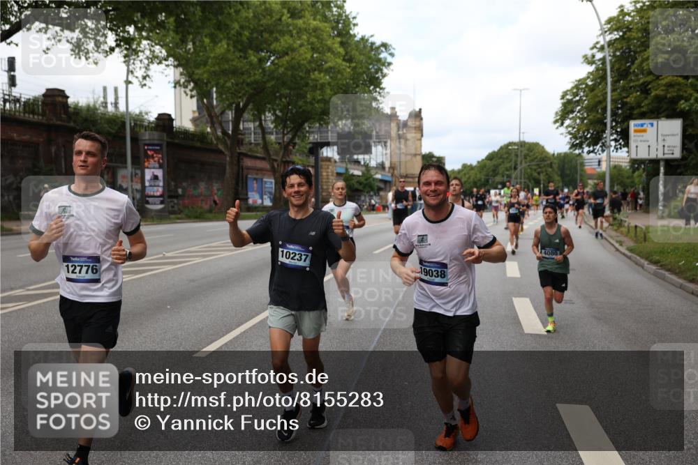 29.06.2025 - hella hamburg halbmarathon Yannick Fuchs http://msf.ph/oto/8155283 29.06.2025 10:38:01 20KM 3109, 3116, 3124, 3146, 3437, 3697, 3928, 4080, 5506, 5692, 6495, 7093, 7185, 7451, 8664, 9043, 9114, 9931, 10237, 10246, 10493, 11153, 11648, 11778, 11848, 12327, 12438, 12623, 12657, 12776, 13348, 13897, 14690, 15383, 15932, 16105, 16338, 16648, 16720, 16997, 17391, 17403, 17516, 18678, 18775, 19038, 19051, 19090 meine-sportfotos.de