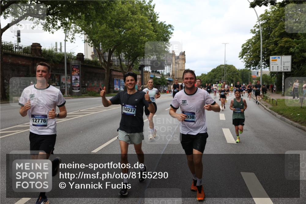 29.06.2025 - hella hamburg halbmarathon Yannick Fuchs http://msf.ph/oto/8155290 29.06.2025 10:38:01 20KM 3109, 3116, 3124, 3146, 3437, 3697, 3928, 4080, 5506, 5692, 6495, 7093, 7185, 7451, 8664, 9043, 9114, 9931, 10237, 10246, 10493, 11153, 11648, 11778, 11848, 12327, 12438, 12623, 12657, 12776, 13348, 13897, 14690, 15383, 15932, 16105, 16338, 16648, 16720, 16997, 17391, 17403, 17516, 18678, 18775, 19038, 19051, 19090 meine-sportfotos.de