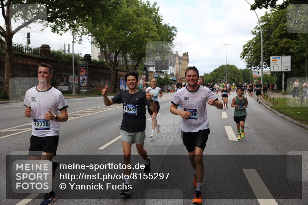 29.06.2025 - hella hamburg halbmarathon Yannick Fuchs http://msf.ph/oto/8155297 29.06.2025 10:38:01 20KM 3109, 3116, 3124, 3146, 3437, 3697, 3928, 4080, 5506, 5692, 6495, 7093, 7185, 7451, 8664, 9043, 9114, 9931, 10237, 10246, 10493, 11153, 11648, 11778, 11848, 12327, 12438, 12623, 12657, 12776, 13348, 13897, 14690, 15383, 15932, 16105, 16338, 16648, 16720, 16997, 17391, 17403, 17516, 18678, 18775, 19038, 19051, 19090 meine-sportfotos.de