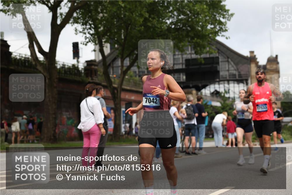29.06.2025 - hella hamburg halbmarathon Yannick Fuchs http://msf.ph/oto/8155316 29.06.2025 10:58:12 20KM 1254, 1334, 2810, 3919, 4542, 6100, 7042, 7907, 8171, 8810, 8890, 9680, 9816, 10694, 11960, 12479, 12646, 13503, 13542, 13901, 14225, 14822, 14970, 15093, 15698, 15797, 16594, 16753, 17112, 17150, 17533, 17685, 17686, 18321, 18395, 18581, 18739, 19240 meine-sportfotos.de