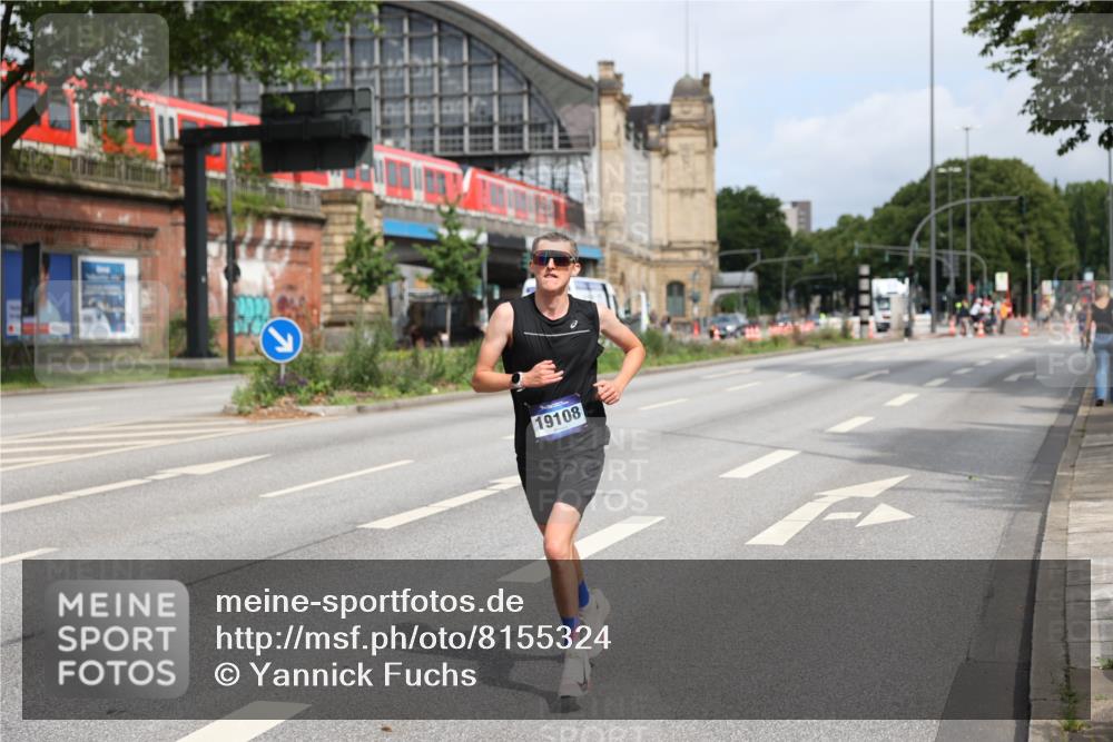 29.06.2025 - hella hamburg halbmarathon Yannick Fuchs http://msf.ph/oto/8155324 29.06.2025 10:15:12 20KM 14188, 19108 meine-sportfotos.de