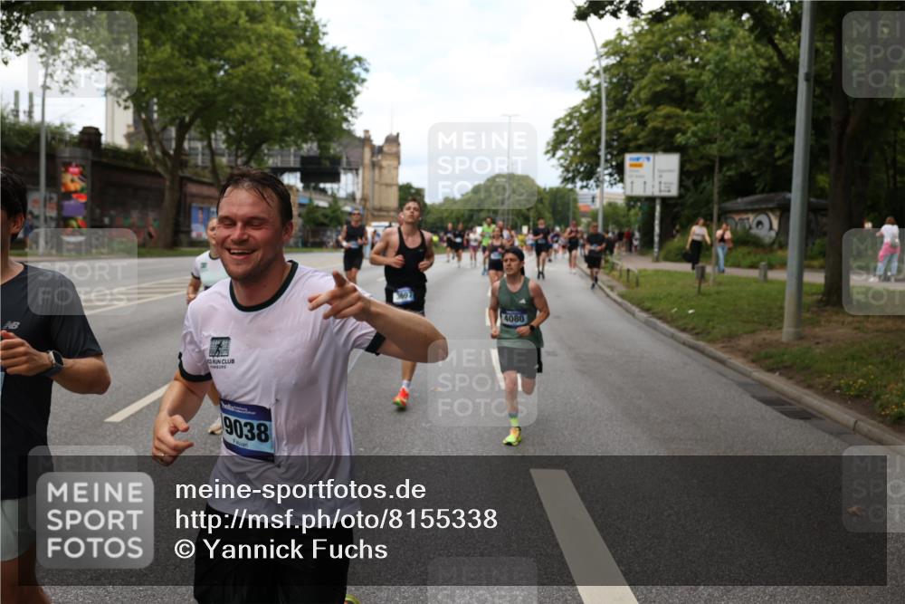 29.06.2025 - hella hamburg halbmarathon Yannick Fuchs http://msf.ph/oto/8155338 29.06.2025 10:38:02 20KM 3109, 3116, 3124, 3146, 3437, 3697, 3928, 4080, 5506, 5692, 6495, 7093, 7185, 7451, 8664, 9043, 9114, 9931, 10237, 10246, 10493, 11153, 11648, 11778, 11848, 12327, 12438, 12623, 12657, 12776, 13348, 13897, 14690, 15383, 15932, 16105, 16648, 16720, 16997, 17391, 17403, 17516, 18678, 18775, 19038, 19051, 19090 meine-sportfotos.de