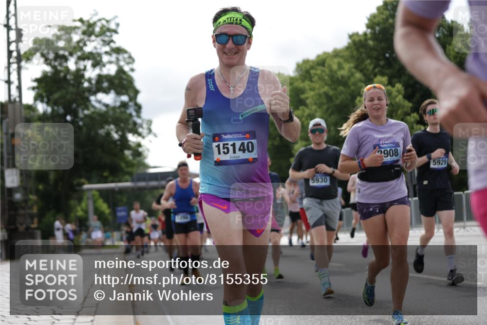 29.06.2025 - hella hamburg halbmarathon Jannik Wohlers http://msf.ph/oto/8155355 29.06.2025 10:16:44 Lombardsbrücke 1083, 1137, 1298, 1331, 1348, 1356, 1553, 2225, 2908, 3210, 3464, 3466, 3622, 5023, 5390, 5929, 5930, 5995, 6126, 6128, 6522, 7114, 7115, 7257, 7345, 7376, 7647, 7928, 7945, 8253, 8263, 8513, 8558, 8983, 9152, 9259, 9647, 10165, 10460, 10592, 10735, 11102, 11410, 12042, 12043, 12100, 12166, 12252, 12289, 12640, 13206, 13605, 14597, 14950, 15140, 15465, 15564, 15613, 16447, 16459, 16704, 16817, 17010, 17058, 17661, 17741, 17984, 18108, 18571 meine-sportfotos.de