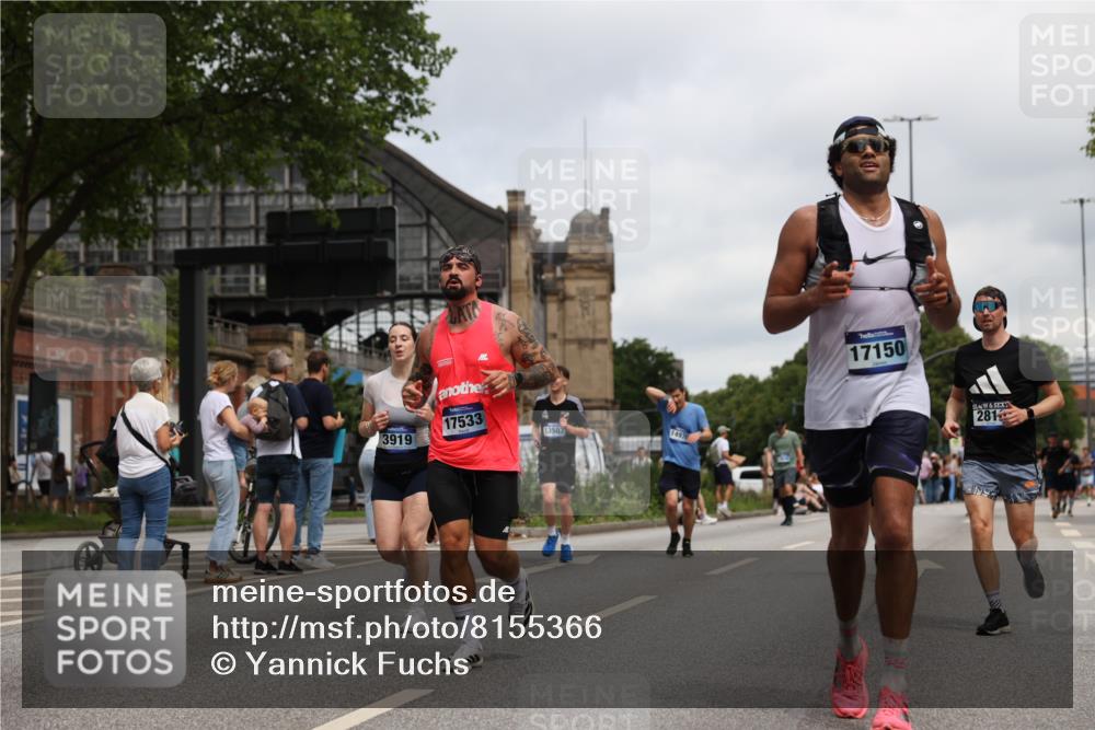 29.06.2025 - hella hamburg halbmarathon Yannick Fuchs http://msf.ph/oto/8155366 29.06.2025 10:58:13 20KM 1334, 2810, 3919, 4542, 6100, 7042, 7907, 8171, 8810, 8890, 9680, 9816, 10694, 11960, 12479, 12646, 13503, 13542, 13901, 14225, 14822, 14970, 15698, 15797, 16594, 16753, 17112, 17150, 17533, 17685, 17686, 18321, 18395, 18581, 18739, 19240 meine-sportfotos.de