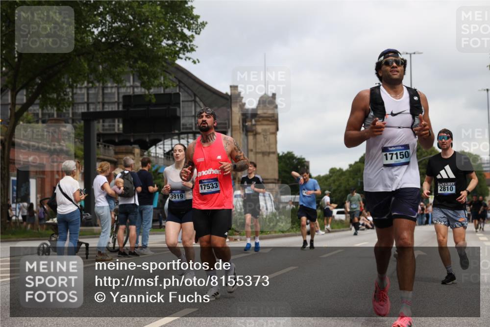29.06.2025 - hella hamburg halbmarathon Yannick Fuchs http://msf.ph/oto/8155373 29.06.2025 10:58:13 20KM 1334, 2810, 3919, 4542, 6100, 7042, 7907, 8171, 8810, 8890, 9680, 9816, 10694, 11960, 12479, 12646, 13503, 13542, 13901, 14225, 14822, 14970, 15698, 15797, 16594, 16753, 17112, 17150, 17533, 17685, 17686, 18321, 18395, 18581, 18739, 19240 meine-sportfotos.de