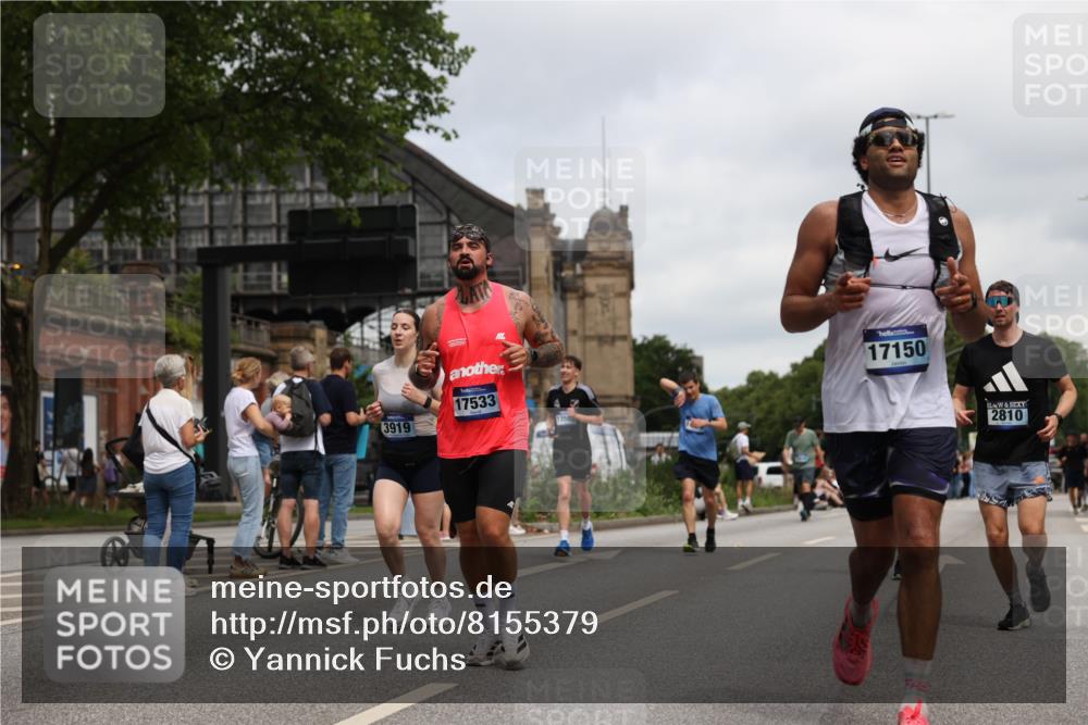 29.06.2025 - hella hamburg halbmarathon Yannick Fuchs http://msf.ph/oto/8155379 29.06.2025 10:58:13 20KM 1334, 2810, 3919, 4542, 6100, 7042, 7907, 8171, 8810, 8890, 9680, 9816, 10694, 11960, 12479, 12646, 13503, 13542, 13901, 14225, 14822, 14970, 15698, 15797, 16594, 16753, 17112, 17150, 17533, 17685, 17686, 18321, 18395, 18581, 18739, 19240 meine-sportfotos.de