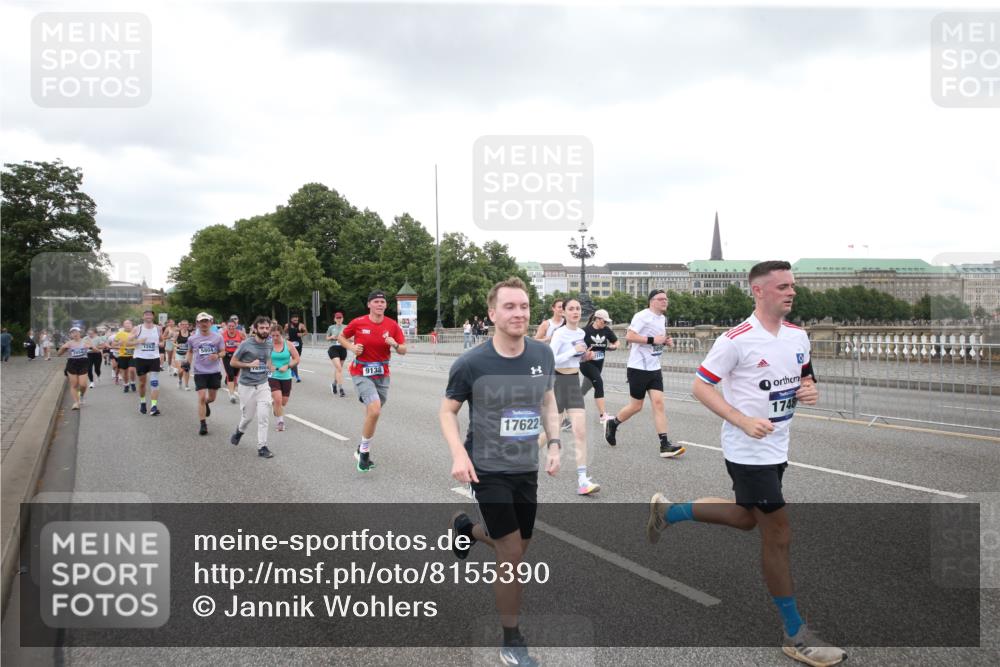 29.06.2025 - hella hamburg halbmarathon Jannik Wohlers http://msf.ph/oto/8155390 29.06.2025 10:53:42 Lombardsbrücke 1017, 1263, 1744, 1779, 1789, 2372, 2600, 2761, 2854, 3079, 3187, 3188, 3249, 3465, 3467, 3557, 4323, 4685, 4838, 5514, 5804, 5817, 5898, 5964, 6192, 6468, 6583, 6987, 6988, 7874, 8867, 8924, 9138, 9203, 9503, 10207, 11390, 11472, 11769, 11785, 11830, 12283, 12429, 12611, 12898, 13034, 13350, 13368, 13850, 14171, 14177, 14386, 14416, 14596, 14665, 14904, 15318, 15791, 16117, 16628, 16691, 16839, 16888, 16930, 17487, 17622, 18093, 18348, 18365, 18431, 18904, 19019 meine-sportfotos.de