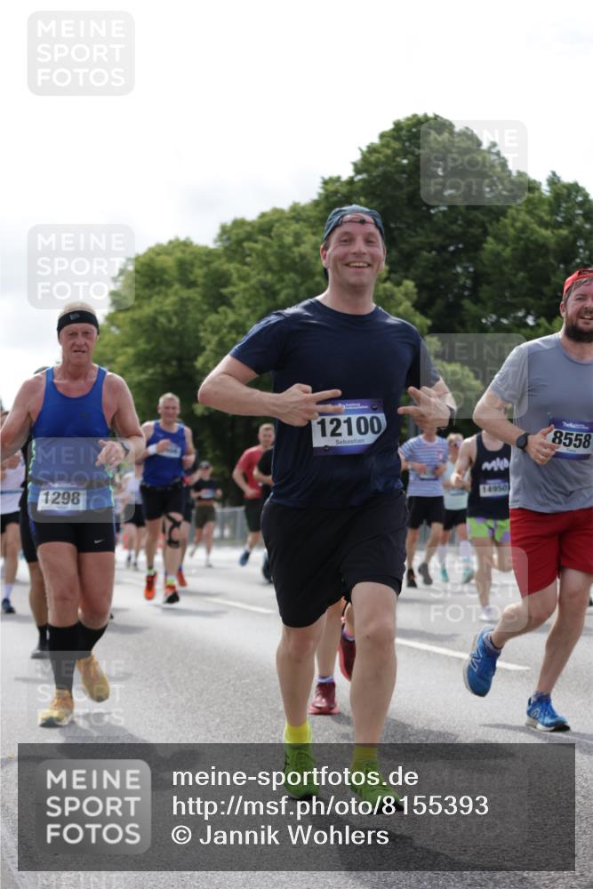 29.06.2025 - hella hamburg halbmarathon Jannik Wohlers http://msf.ph/oto/8155393 29.06.2025 10:16:47 Lombardsbrücke 1083, 1137, 1298, 1331, 1348, 1356, 1477, 1553, 2225, 2908, 3210, 3464, 3466, 3622, 5023, 5390, 5929, 5930, 5995, 6126, 6128, 6522, 7257, 7345, 7376, 7445, 7647, 7945, 8253, 8263, 8558, 8983, 9152, 9259, 9647, 10165, 10377, 10460, 10592, 10735, 11102, 12042, 12043, 12100, 12166, 13605, 14199, 14597, 14950, 15140, 15293, 15465, 16447, 16704, 16817, 17010, 17058, 17661, 17741, 17984, 18108, 18344, 18571 meine-sportfotos.de