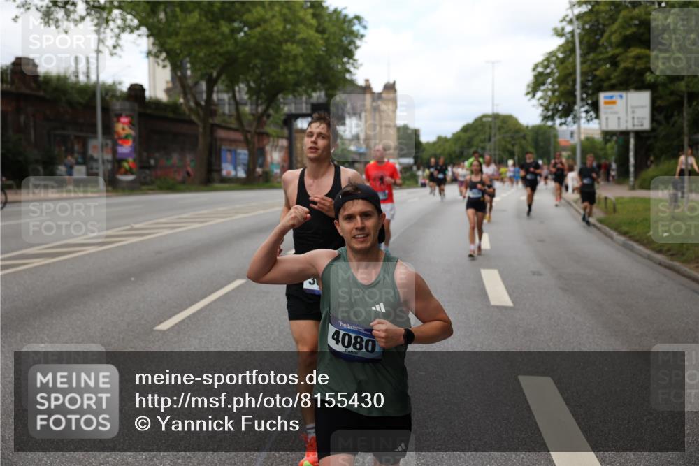 29.06.2025 - hella hamburg halbmarathon Yannick Fuchs http://msf.ph/oto/8155430 29.06.2025 10:38:03 20KM 3109, 3116, 3124, 3146, 3437, 3697, 3928, 4080, 5506, 5692, 6495, 7093, 7185, 7451, 8664, 8900, 9043, 9114, 9931, 10237, 10246, 10493, 11153, 11648, 11778, 11848, 12327, 12438, 12623, 12657, 12776, 13348, 13897, 14690, 15383, 15932, 16105, 16648, 16720, 16997, 17391, 17403, 17516, 18678, 18775, 19038, 19051, 19090 meine-sportfotos.de