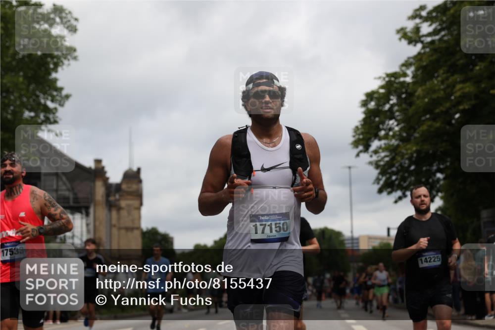 29.06.2025 - hella hamburg halbmarathon Yannick Fuchs http://msf.ph/oto/8155437 29.06.2025 10:58:14 20KM 1334, 2810, 3919, 4542, 6100, 7042, 7907, 8171, 8810, 8890, 9680, 9816, 10694, 11960, 12479, 12646, 13503, 13542, 13901, 14225, 14822, 14970, 15698, 15797, 16594, 16753, 17112, 17150, 17533, 17685, 17686, 18321, 18395, 18581, 18739, 19240 meine-sportfotos.de