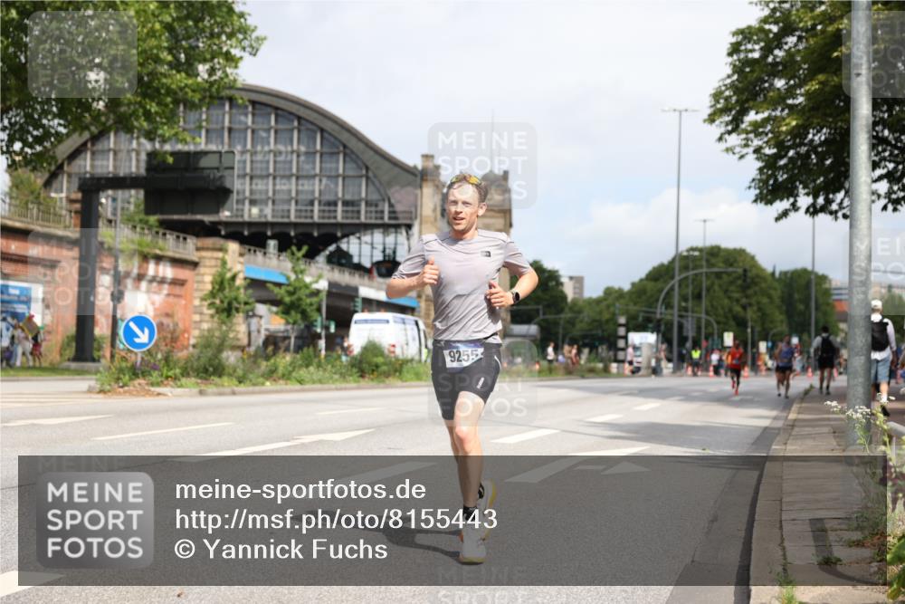 29.06.2025 - hella hamburg halbmarathon Yannick Fuchs http://msf.ph/oto/8155443 29.06.2025 10:15:42 20KM 54, 9255, 11829, 12678, 14302, 16245, 18848 meine-sportfotos.de
