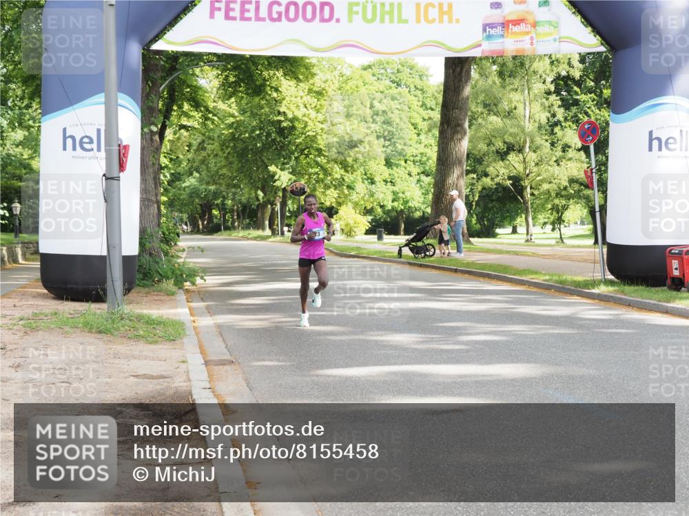 29.06.2025 - hella hamburg halbmarathon MichiJ http://msf.ph/oto/8155458 29.06.2025 10:02:05 Zwischen KM18-KM19  meine-sportfotos.de