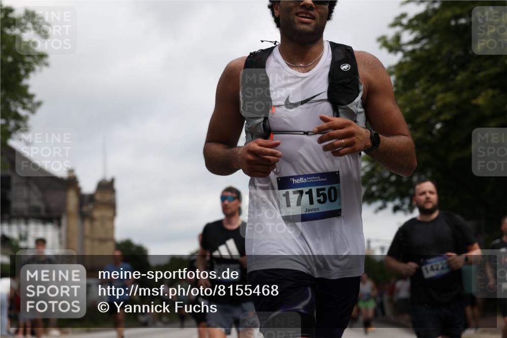 29.06.2025 - hella hamburg halbmarathon Yannick Fuchs http://msf.ph/oto/8155468 29.06.2025 10:58:14 20KM 1334, 2810, 3919, 4542, 6100, 7042, 7907, 8171, 8810, 8890, 9680, 9816, 10694, 11960, 12479, 12646, 13503, 13542, 13901, 14225, 14822, 14970, 15698, 15797, 16594, 16753, 17112, 17150, 17533, 17685, 17686, 18321, 18395, 18581, 18739, 19240 meine-sportfotos.de