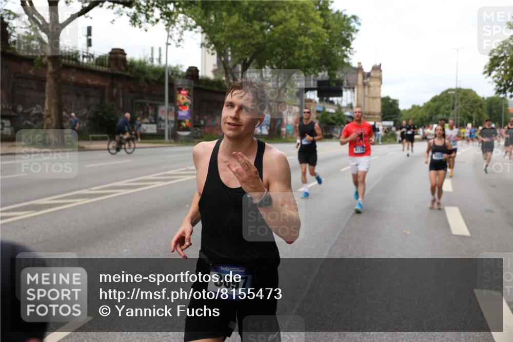29.06.2025 - hella hamburg halbmarathon Yannick Fuchs http://msf.ph/oto/8155473 29.06.2025 10:38:03 20KM 3109, 3116, 3124, 3146, 3437, 3697, 3928, 4080, 5506, 5692, 6495, 7093, 7185, 7451, 8664, 8900, 9043, 9114, 9931, 10237, 10246, 10493, 11153, 11648, 11778, 11848, 12327, 12438, 12623, 12657, 12776, 13348, 13897, 14690, 15383, 15932, 16105, 16648, 16720, 16997, 17391, 17403, 17516, 18678, 18775, 19038, 19051, 19090 meine-sportfotos.de