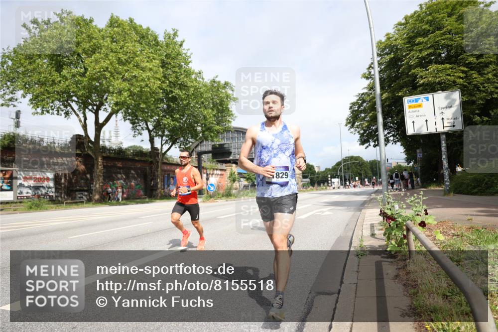 29.06.2025 - hella hamburg halbmarathon Yannick Fuchs http://msf.ph/oto/8155518 29.06.2025 10:15:50 20KM 54, 11829, 12678, 14302, 16245 meine-sportfotos.de