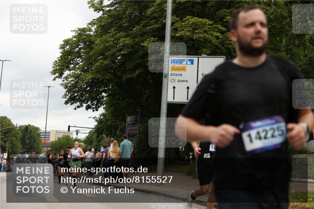 29.06.2025 - hella hamburg halbmarathon Yannick Fuchs http://msf.ph/oto/8155527 29.06.2025 10:58:15 20KM 2810, 3919, 4542, 6100, 7042, 7907, 8171, 8810, 8890, 9680, 9816, 10694, 11960, 12479, 12646, 13503, 13542, 13901, 14225, 14822, 14970, 15698, 15797, 16594, 16753, 17112, 17150, 17533, 17685, 17686, 18321, 18395, 18581, 18739, 19240 meine-sportfotos.de