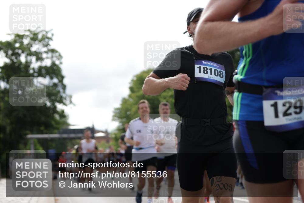 29.06.2025 - hella hamburg halbmarathon Jannik Wohlers http://msf.ph/oto/8155536 29.06.2025 10:16:50 Lombardsbrücke 1083, 1137, 1298, 1348, 1356, 1477, 2860, 2908, 3210, 3464, 3466, 3622, 5023, 5390, 5929, 5930, 5995, 6126, 6128, 6522, 7410, 7445, 7647, 7945, 8210, 8253, 8433, 8558, 8983, 9152, 9259, 9647, 10377, 10460, 10592, 10735, 11102, 12042, 12100, 12166, 13605, 14199, 14950, 15140, 15293, 15465, 16704, 16817, 17010, 17058, 17661, 17741, 17927, 17984, 18039, 18108, 18344, 18526, 18571 meine-sportfotos.de
