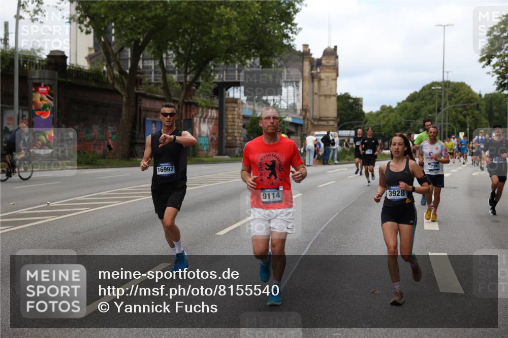 29.06.2025 - hella hamburg halbmarathon Yannick Fuchs http://msf.ph/oto/8155540 29.06.2025 10:38:04 20KM 3109, 3116, 3124, 3146, 3437, 3697, 3928, 4080, 5506, 5692, 6495, 7093, 7185, 7451, 8218, 8664, 8900, 9043, 9114, 9931, 10246, 10493, 11153, 11648, 11778, 11848, 12327, 12438, 12623, 12657, 13348, 13897, 14690, 15383, 15932, 16105, 16648, 16720, 16997, 17391, 17403, 17516, 18678, 18775, 18942, 19051, 19090 meine-sportfotos.de