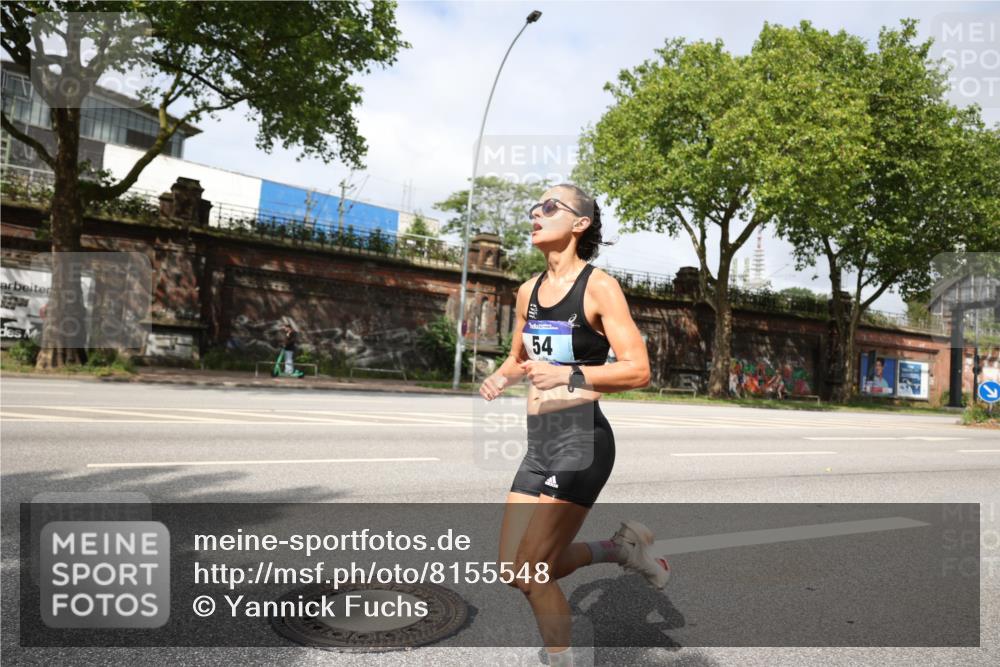 29.06.2025 - hella hamburg halbmarathon Yannick Fuchs http://msf.ph/oto/8155548 29.06.2025 10:15:52 20KM 54, 11829, 12373, 12678, 14302, 16245 meine-sportfotos.de