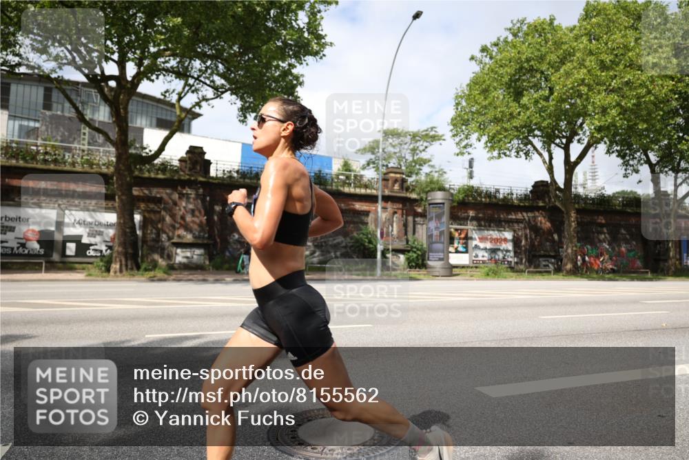 29.06.2025 - hella hamburg halbmarathon Yannick Fuchs http://msf.ph/oto/8155562 29.06.2025 10:15:52 20KM 54, 11829, 12373, 12678, 14302, 16245 meine-sportfotos.de