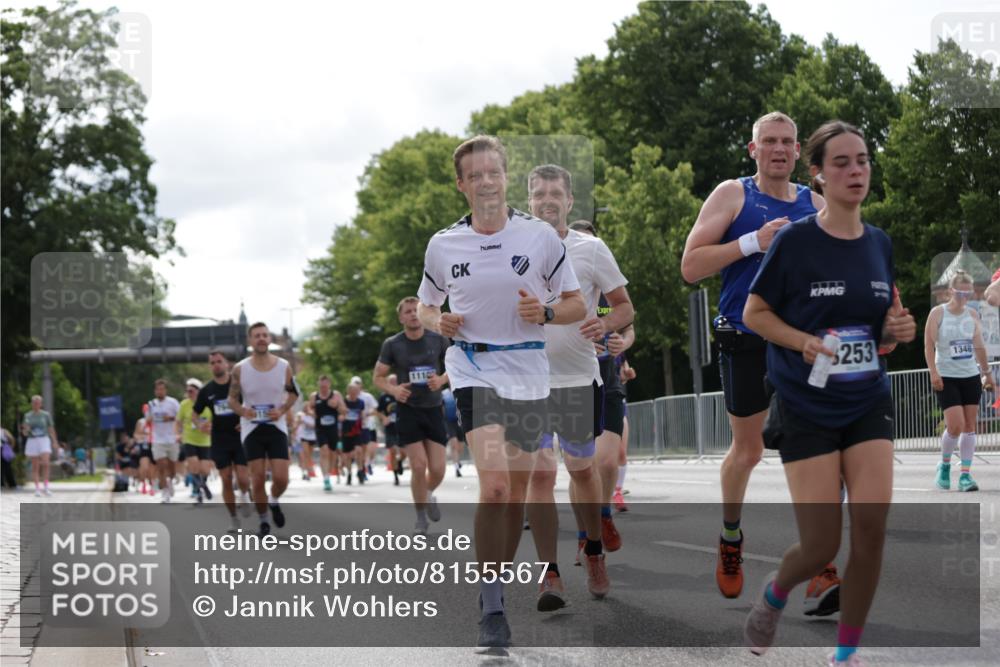 29.06.2025 - hella hamburg halbmarathon Jannik Wohlers http://msf.ph/oto/8155567 29.06.2025 10:16:50 Lombardsbrücke 1083, 1137, 1298, 1348, 1356, 1477, 2860, 2908, 3210, 3464, 3466, 3622, 5023, 5390, 5929, 5930, 5995, 6126, 6128, 6522, 7410, 7445, 7647, 7945, 8210, 8253, 8433, 8558, 8983, 9152, 9259, 9647, 10377, 10460, 10592, 10735, 11102, 12042, 12100, 12166, 13605, 14199, 14950, 15140, 15293, 15465, 16704, 16817, 17010, 17058, 17661, 17741, 17927, 17984, 18039, 18108, 18344, 18526, 18571 meine-sportfotos.de
