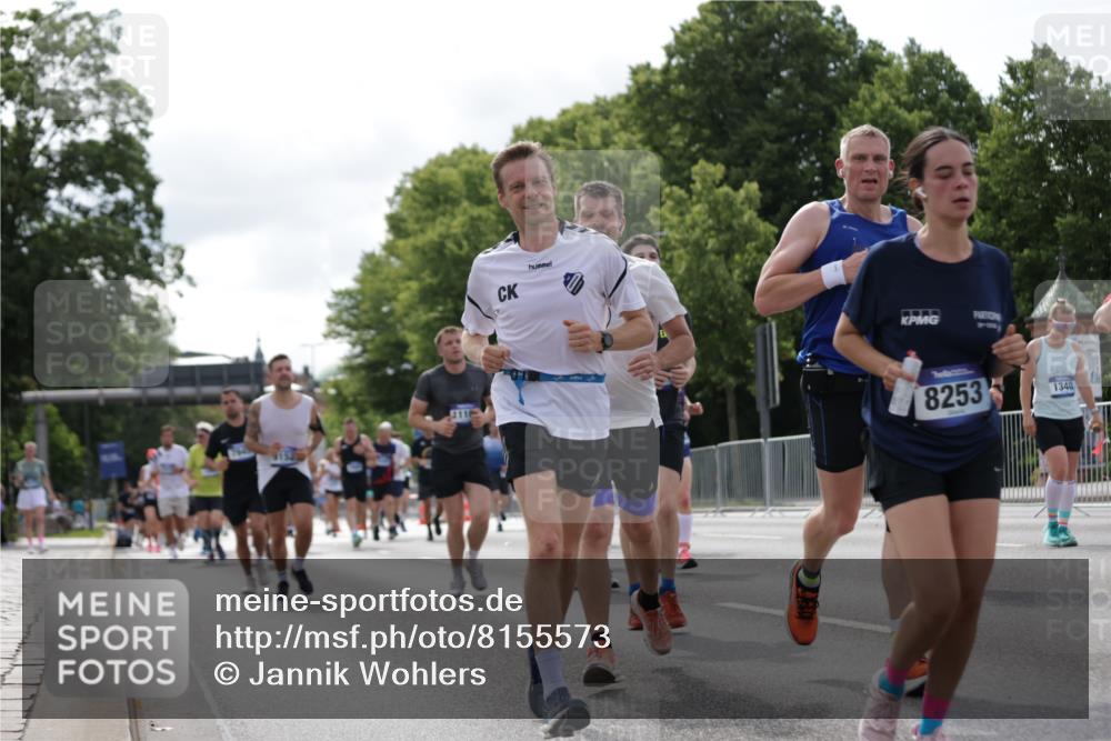 29.06.2025 - hella hamburg halbmarathon Jannik Wohlers http://msf.ph/oto/8155573 29.06.2025 10:16:50 Lombardsbrücke 1083, 1137, 1298, 1348, 1356, 1477, 2860, 2908, 3210, 3464, 3466, 3622, 5023, 5390, 5929, 5930, 5995, 6126, 6128, 6522, 7410, 7445, 7647, 7945, 8210, 8253, 8433, 8558, 8983, 9152, 9259, 9647, 10377, 10460, 10592, 10735, 11102, 12042, 12100, 12166, 13605, 14199, 14950, 15140, 15293, 15465, 16704, 16817, 17010, 17058, 17661, 17741, 17927, 17984, 18039, 18108, 18344, 18526, 18571 meine-sportfotos.de
