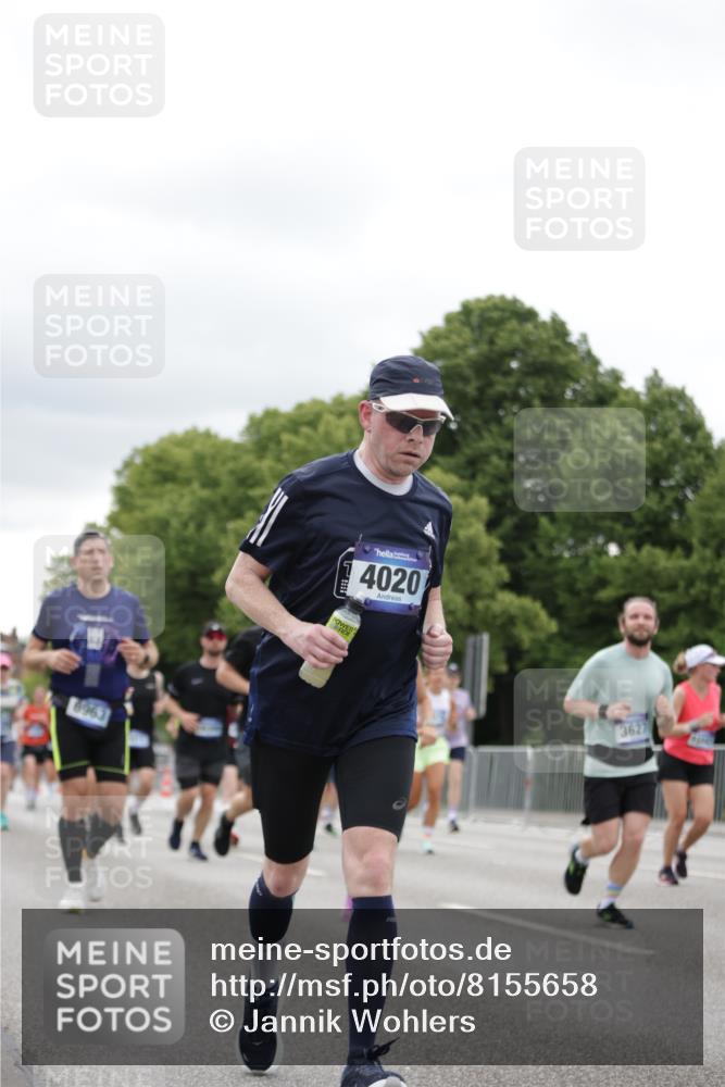29.06.2025 - hella hamburg halbmarathon Jannik Wohlers http://msf.ph/oto/8155658 29.06.2025 11:01:00 Lombardsbrücke 1225, 1435, 1746, 2266, 3395, 3589, 3627, 3629, 3649, 4020, 5170, 5297, 5618, 6394, 6411, 6412, 6963, 7008, 7024, 7072, 7255, 7399, 8488, 8556, 8562, 9235, 10255, 10256, 10272, 11001, 11146, 11280, 11510, 11810, 12351, 12356, 12357, 12701, 12857, 13319, 13447, 13550, 13759, 13999, 14476, 14958, 15302, 15781, 15839, 16299, 16300, 16572, 16827, 17302, 17308, 17413, 17546, 17679, 17747, 18242, 18787, 19147 meine-sportfotos.de