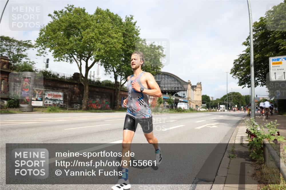 29.06.2025 - hella hamburg halbmarathon Yannick Fuchs http://msf.ph/oto/8155661 29.06.2025 10:16:05 20KM 11210, 12373, 12678, 14302, 14360, 15526, 19075 meine-sportfotos.de