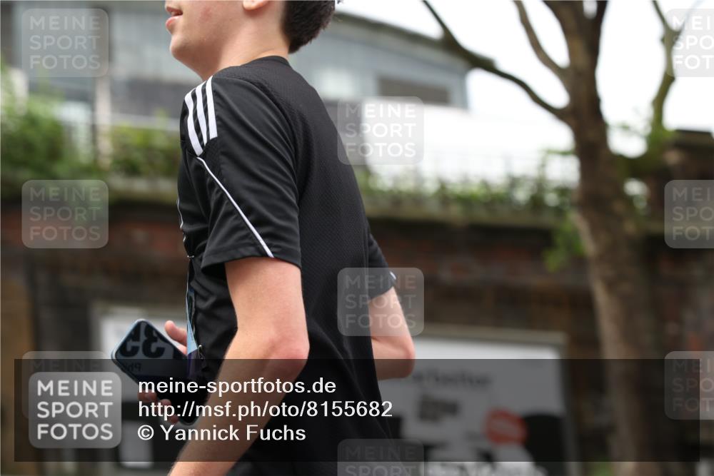 29.06.2025 - hella hamburg halbmarathon Yannick Fuchs http://msf.ph/oto/8155682 29.06.2025 10:58:18 20KM 2463, 2810, 3919, 4542, 6100, 7042, 7474, 7907, 8171, 8810, 8890, 9254, 9680, 9816, 10694, 11960, 12479, 12646, 13503, 13542, 13901, 14225, 14822, 14970, 15698, 15797, 16594, 16753, 17112, 17150, 17533, 18321, 18395, 18440, 18739, 19240 meine-sportfotos.de