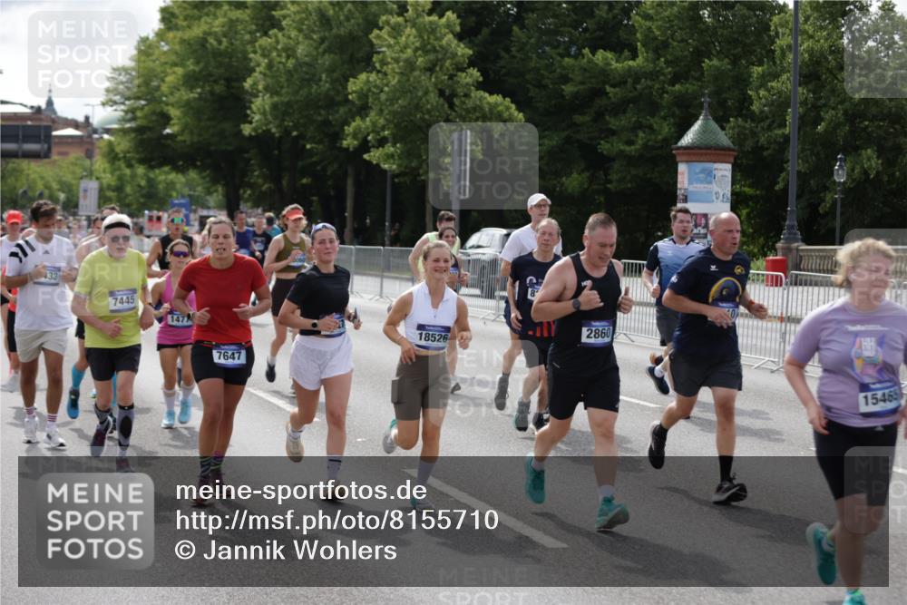 29.06.2025 - hella hamburg halbmarathon Jannik Wohlers http://msf.ph/oto/8155710 29.06.2025 10:16:57 Lombardsbrücke 1083, 1356, 1477, 2305, 2860, 3464, 3466, 3802, 3803, 4194, 4852, 5023, 5390, 5930, 6126, 6128, 6520, 6522, 7011, 7291, 7410, 7445, 7566, 7647, 7844, 7945, 8210, 8253, 8309, 8351, 8433, 8558, 8895, 9152, 9259, 10377, 10460, 10592, 11102, 12042, 12100, 12166, 14199, 14208, 14209, 14648, 14950, 15293, 15465, 16555, 16817, 17058, 17628, 17717, 17927, 17984, 18039, 18060, 18108, 18344, 18469, 18526, 18571 meine-sportfotos.de
