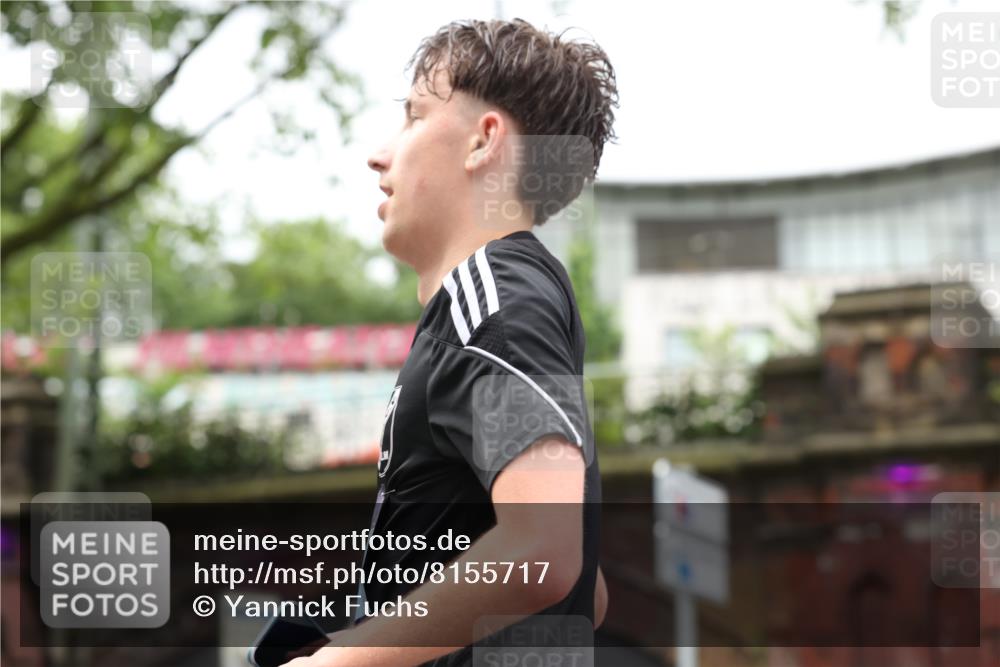 29.06.2025 - hella hamburg halbmarathon Yannick Fuchs http://msf.ph/oto/8155717 29.06.2025 10:58:18 20KM 2463, 2810, 3919, 4542, 6100, 7042, 7474, 7907, 8171, 8810, 8890, 9254, 9680, 9816, 10694, 11960, 12479, 12646, 13503, 13542, 13901, 14225, 14822, 14970, 15698, 15797, 16594, 16753, 17112, 17150, 17533, 18321, 18395, 18440, 18739, 19240 meine-sportfotos.de