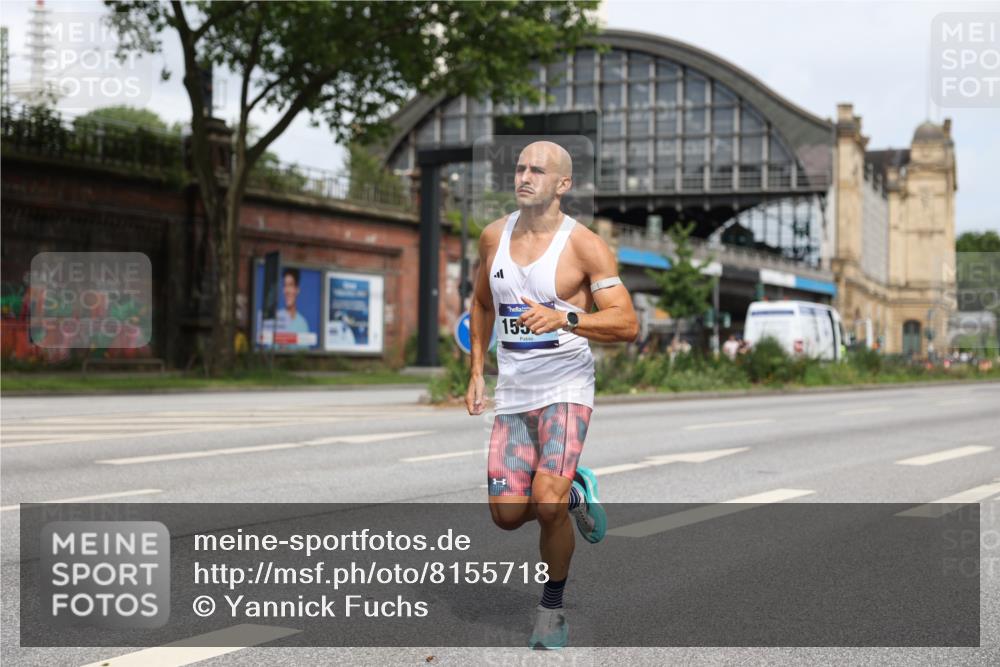 29.06.2025 - hella hamburg halbmarathon Yannick Fuchs http://msf.ph/oto/8155718 29.06.2025 10:16:18 20KM 6530, 11210, 12373, 14360, 14717, 14766, 14933, 15526, 16988, 17402, 19075 meine-sportfotos.de