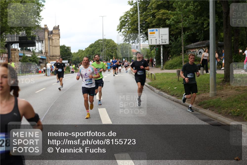 29.06.2025 - hella hamburg halbmarathon Yannick Fuchs http://msf.ph/oto/8155723 29.06.2025 10:38:06 20KM 3109, 3116, 3124, 3146, 3437, 3928, 5506, 5692, 6495, 7093, 7185, 7451, 8145, 8218, 8664, 8900, 9043, 9114, 9931, 10246, 10493, 11153, 11648, 11778, 11848, 12327, 12438, 12623, 12657, 13348, 13897, 14690, 14861, 15383, 15932, 16105, 16301, 16549, 16648, 16720, 16997, 17376, 17391, 17403, 17516, 17912, 18678, 18775, 18942, 19090 meine-sportfotos.de